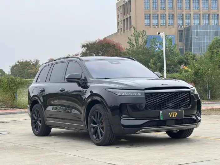 Li Auto ONE 2021 Model Extended Range 6 seat Edition – фото 3