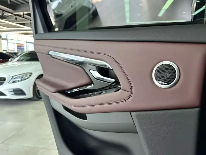 Range Rover Evoque 2021 Model Aurora L 249PS R-Dynamic First Edition First Edition Edition – фото 8