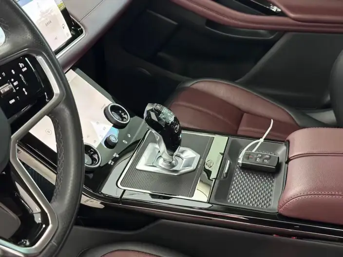 Range Rover Evoque 2021 Model Aurora L 249PS R-Dynamic First Edition First Edition Edition – фото 9