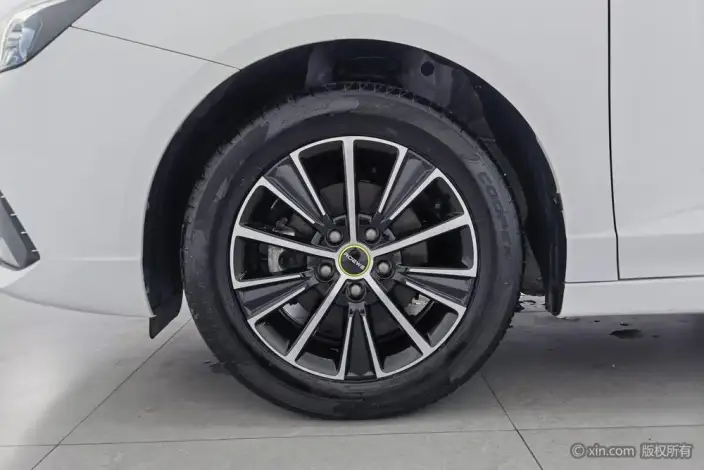 Roewe i5 2021 Model 1.5L CVT Star Glory Edition – фото 8