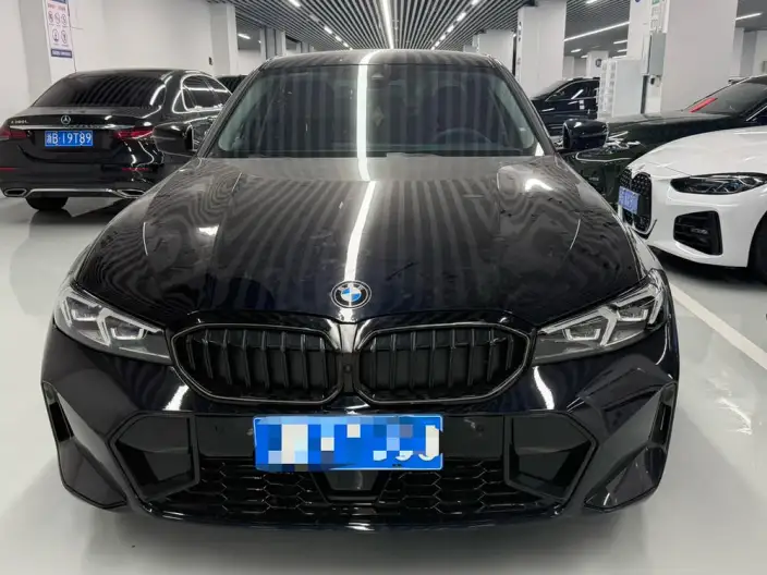 BMW 3 Series 2025 Model 330Li M Sports Night Set – фото 2