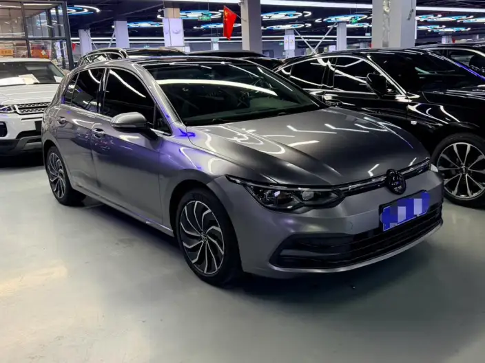 Volkswagen Golf 2021 Model 280TSI DSG R-Line – фото 3