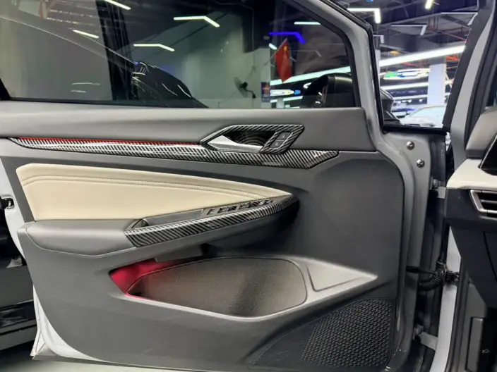 Volkswagen Golf 2021 Model 280TSI DSG R-Line – фото 9