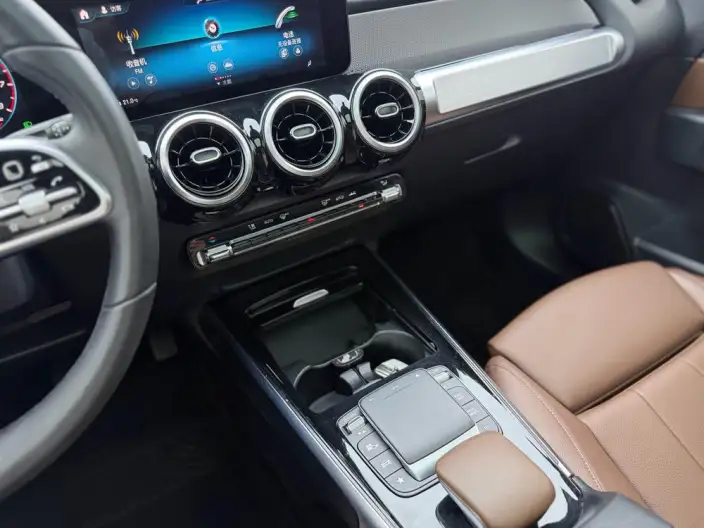 Mercedes-Benz GLB 2021 Model GLB 180 Dynamic Model – фото 6