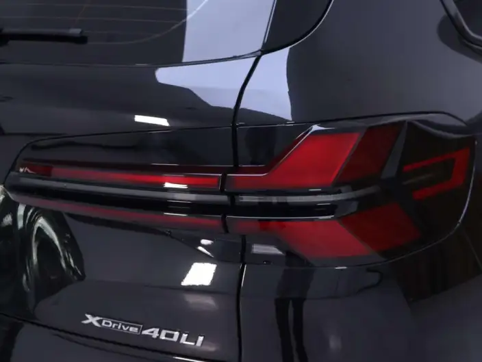 BMW X5 2026 Model Facelift xDrive40Li M Sports Night Set – фото 9