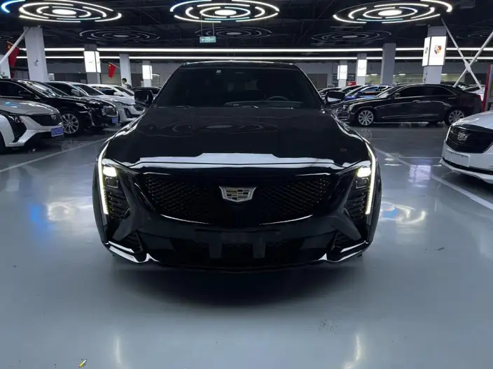 Cadillac CT5 2025 Model 28T Lincoln Town Sports Edition – фото 2