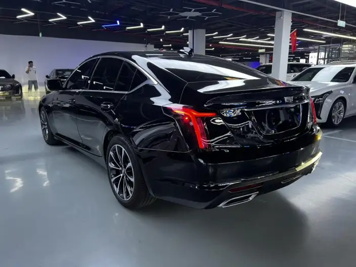 Cadillac CT5 2025 Model 28T Lincoln Town Sports Edition – фото 3
