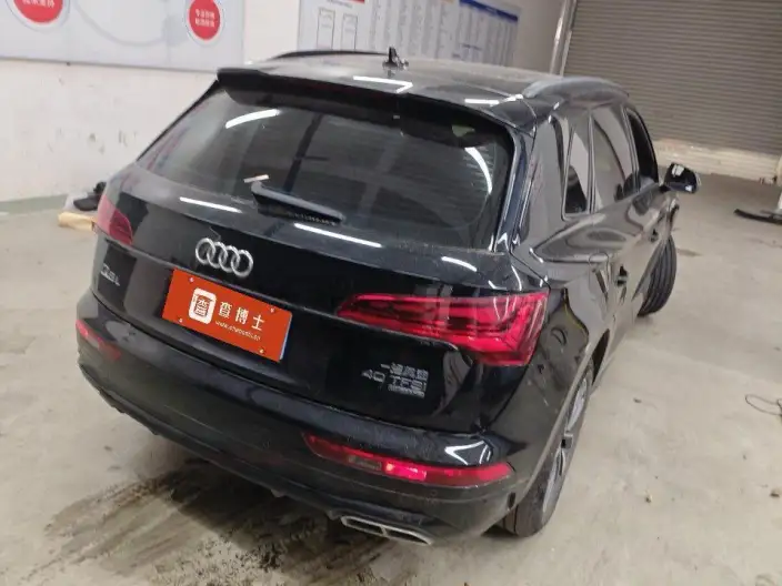Audi Q5L 2024 Model 40TFSI Fashion Dynamic Model – фото 4