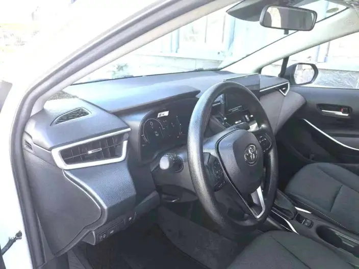 Toyota Corolla 2023 Model Intelligent Hybrid 1.8L E-CVT Elite Edition – фото 8