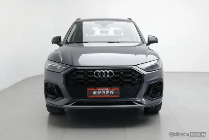Audi Q5L 2022 Model 40T Luxury Dynamic Model – фото 1