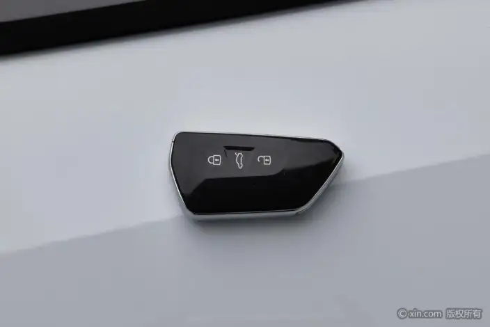 Volkswagen ID.3 2023 Model L Class Model Pure Smart Edition – фото 6