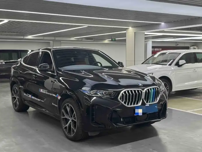 BMW X6 2023 Model Facelift xDrive40i Exclusive Model M Sports Set – фото 3