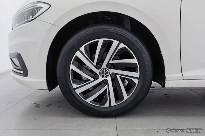 Volkswagen Lavida 2021 Model 1.5L Automatic Comfort Edition – фото 7