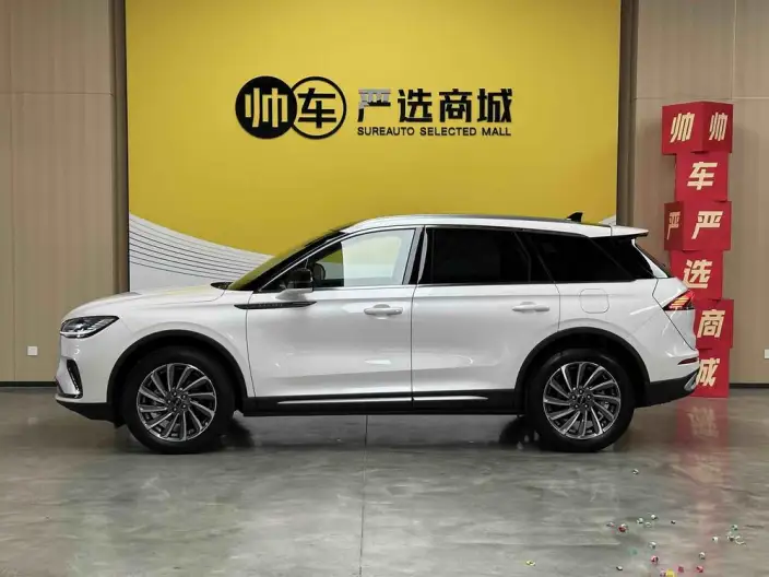 Lincoln Corsair 2023 Model 2.0T 2WD Zunya Edition – фото 4