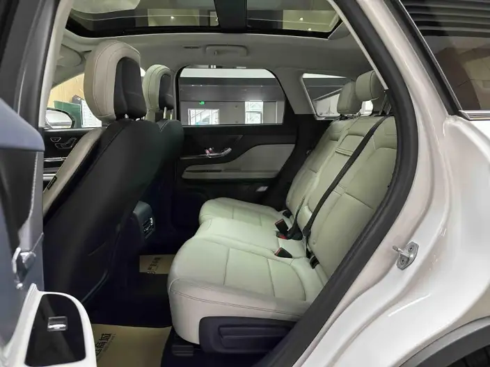 Lincoln Corsair 2023 Model 2.0T 2WD Zunya Edition – фото 10