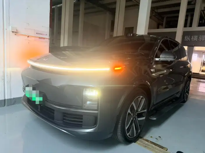 Li Auto L9 2022 Model Max Edition – фото 1