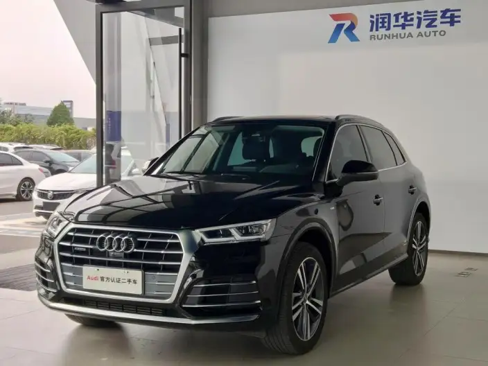 Audi Q5L 2020 Model 40 TFSI Rong Xiang Fashion Model – фото 1