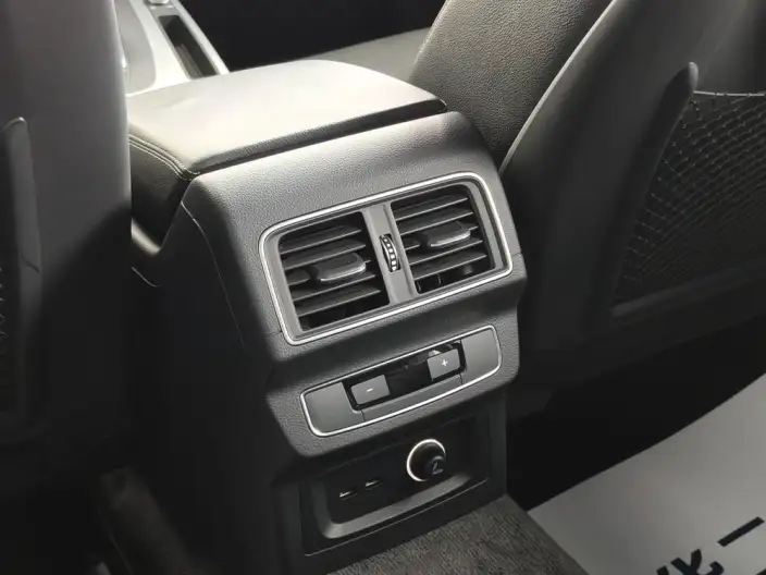 Audi Q5L 2020 Model 40 TFSI Rong Xiang Fashion Model – фото 7