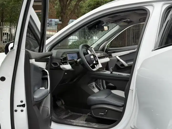 Geely Boyue L 2024 Model 1.5TD DCT Premium Edition – фото 10