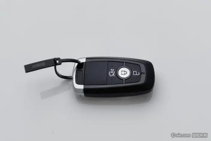 Ford Focus 2020 Model Hatchback EcoBoost 180 Automatic ST Line – фото 6