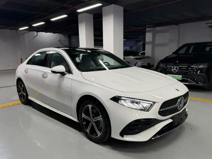 Mercedes-Benz A-class 2025 Model A 200 L Fashion Edition – фото 3