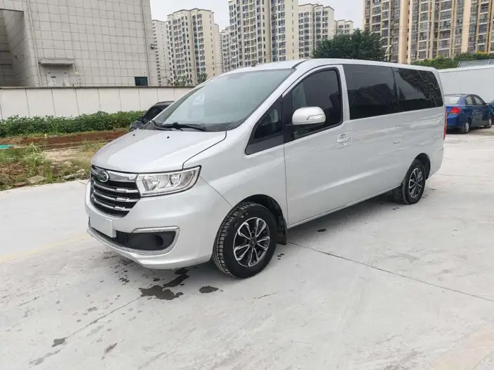 Refine M3 2022 Model PLUS 1.8L 7 seat Comfort Edition