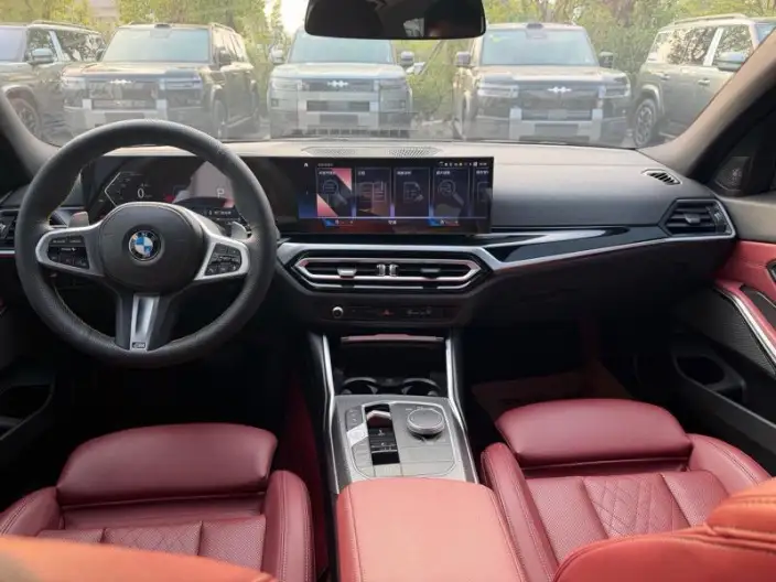 BMW 3 Series 2023 Model 320i M Sports Set – фото 7
