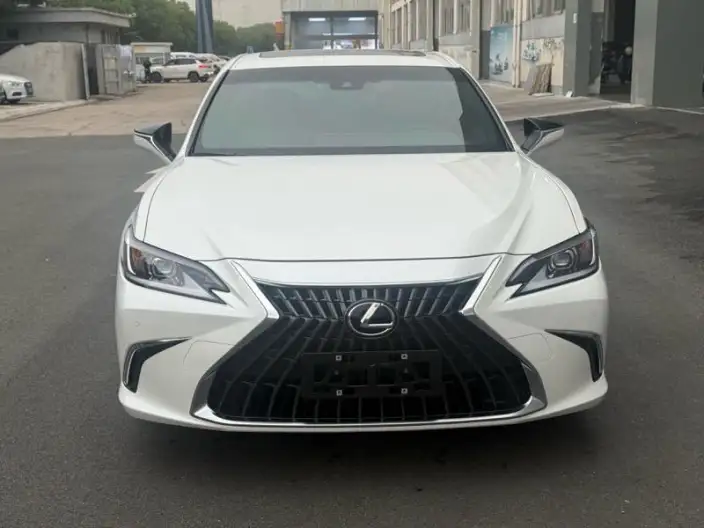 Lexus ES 2021 Model 200 Superior Edition – фото 2