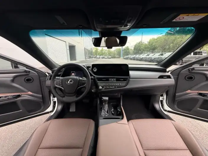 Lexus ES 2021 Model 200 Superior Edition – фото 9