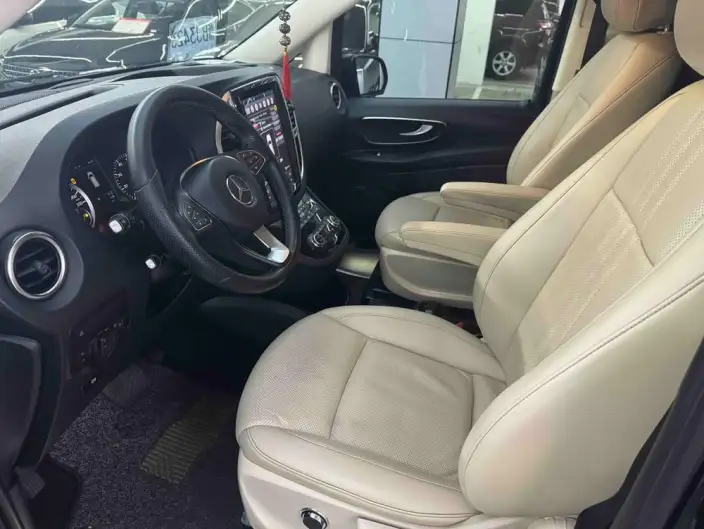 Viano 2021 Model 2.0T Elite Edition 7 seat – фото 10