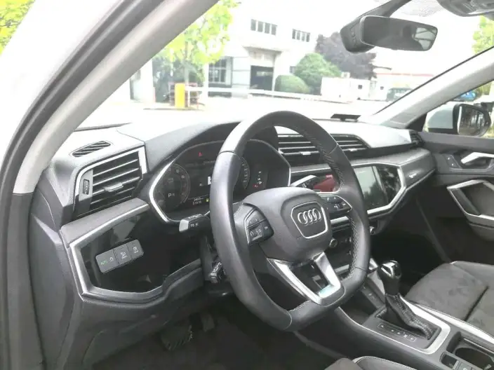 AUDI Q3 2022 Model 35 TFSI Fashion Dynamic Model – фото 10
