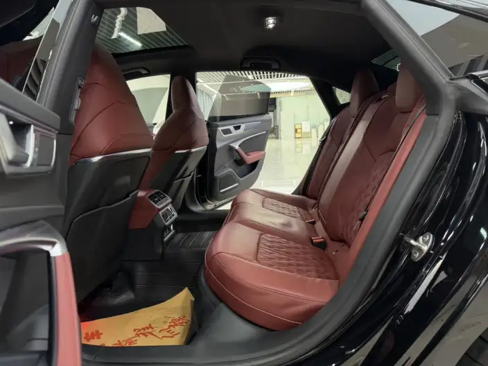 Audi A7 L 2024 Model 45 TFSI quattro Black Samurai Edition – фото 9