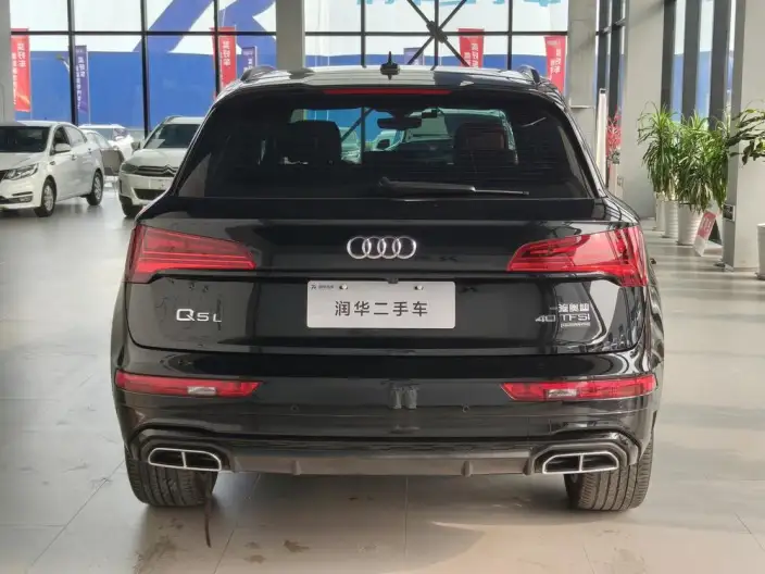 Audi Q5L 2024 Model 40TFSI Luxury Dynamic Model – фото 3