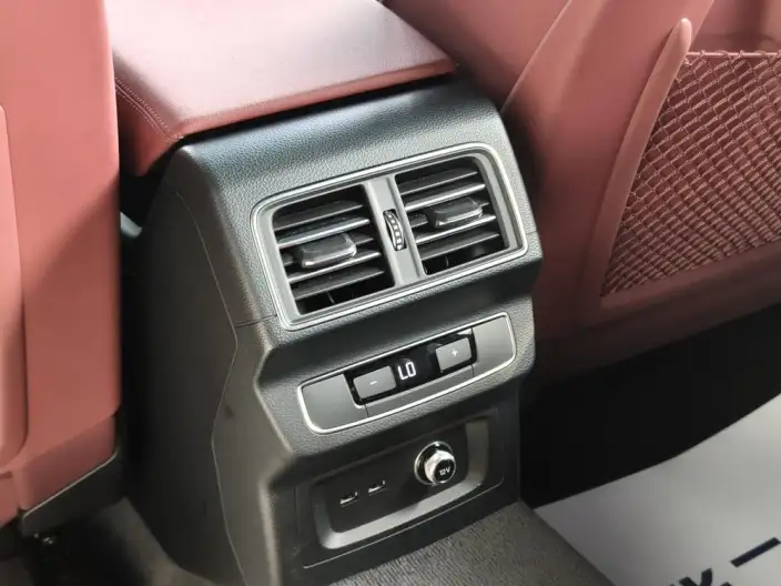 Audi Q5L 2024 Model 40TFSI Luxury Dynamic Model – фото 7