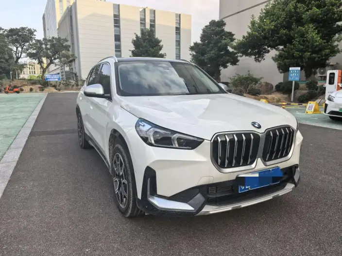BMW X1 2023 Model sDrive25Li X Design Set – фото 3