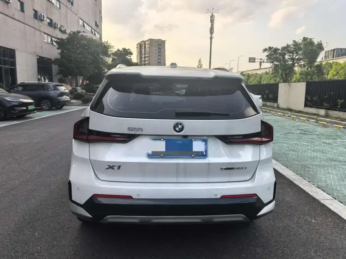BMW X1 2023 Model sDrive25Li X Design Set – фото 5