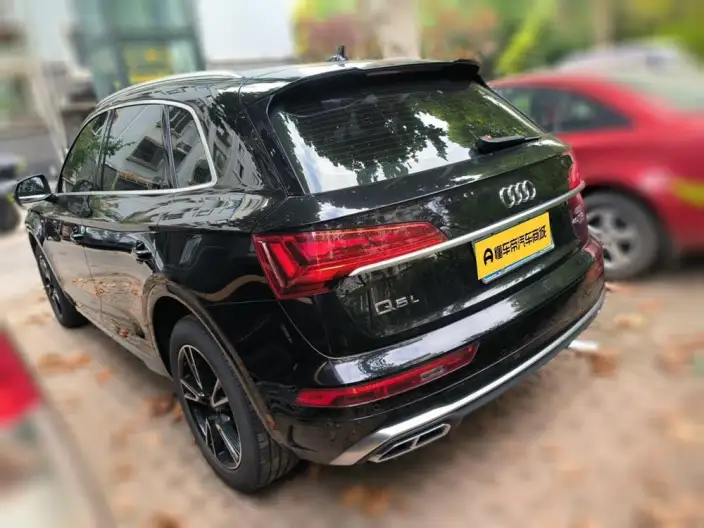 Audi Q5L 2024 Model 40TFSI Fashion Dynamic Model – фото 4