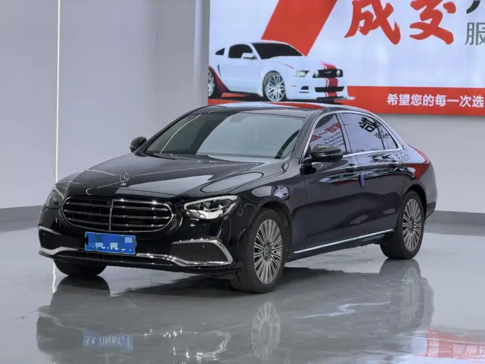 Mercedes-Benz E-Class 2023 Model E 300 L Luxury Model sedan – фото 1