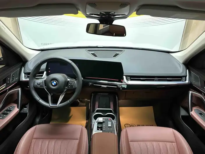 BMW X1 2023 Model sDrive25Li X Design Set – фото 10