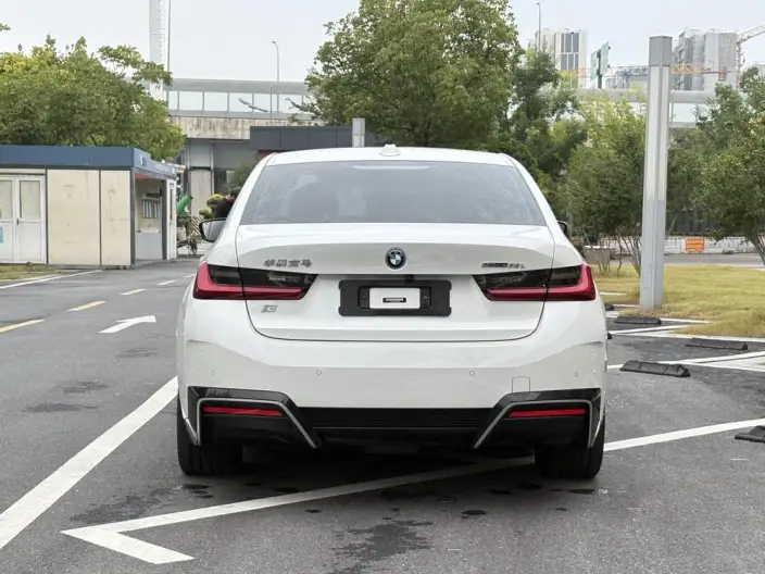 BMW i3 2022 Model eDrive35L – фото 5