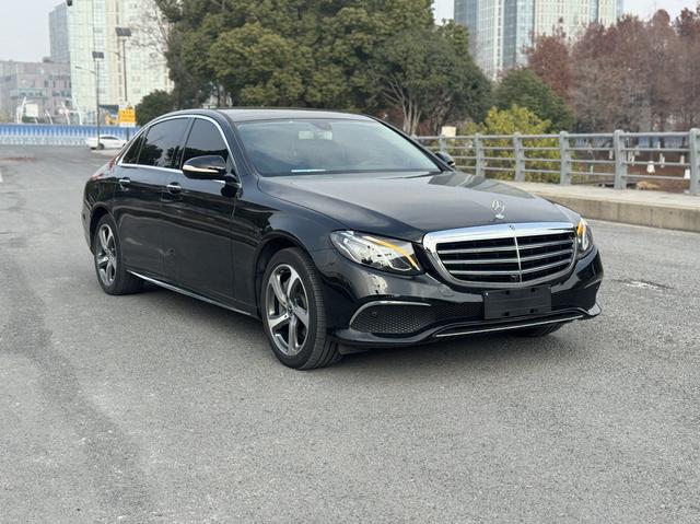 Mercedes-Benz E-Class 2019 E 300 L Sport Style – фото 3