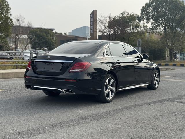 Mercedes-Benz E-Class 2019 E 300 L Sport Style – фото 7