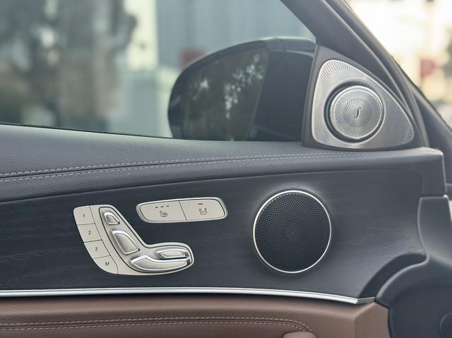 Mercedes-Benz E-Class 2019 E 300 L Sport Style – фото 11
