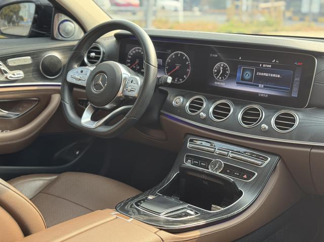 Mercedes-Benz E-Class 2019 E 300 L Sport Style – фото 15