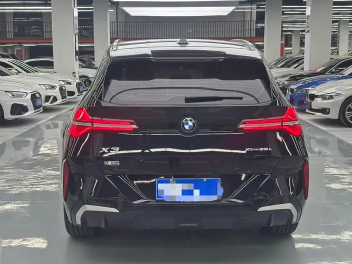 BMW X3 2025 Model xDrive25L Luxury Set – фото 4