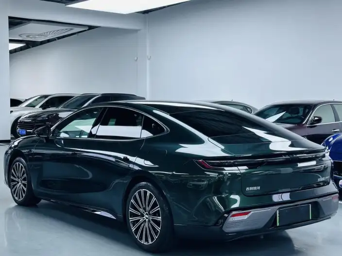 Geely Galaxy E8 PHEV 2025 Model 130km EM-P Galaxy Edition – фото 5