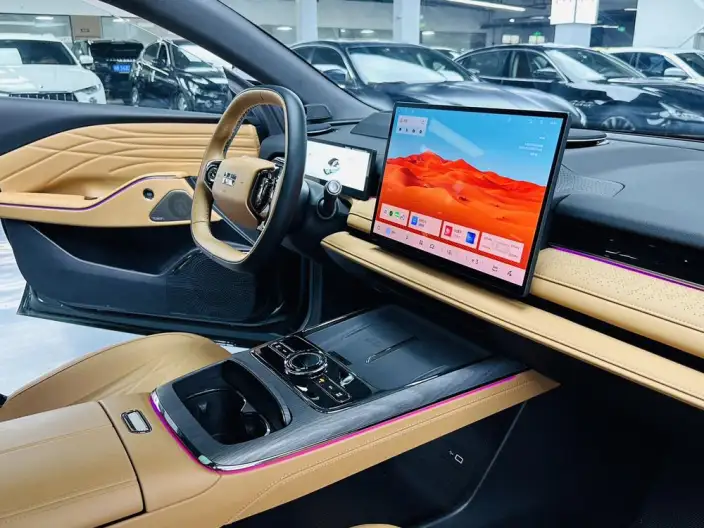 Geely Galaxy E8 PHEV 2025 Model 130km EM-P Galaxy Edition – фото 9
