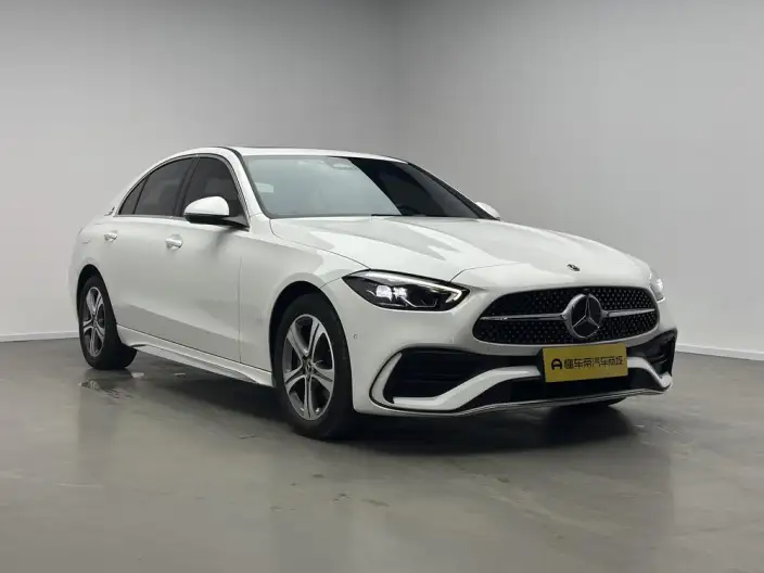 Mercedes-Benz C-Class 2022 Model C 200 L Sports Edition – фото 3