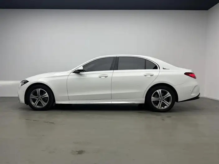 Mercedes-Benz C-Class 2022 Model C 200 L Sports Edition – фото 4