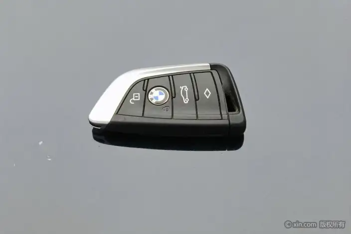 BMW X3 2022 Model xDrive30i Leading Model M Night Set – фото 5